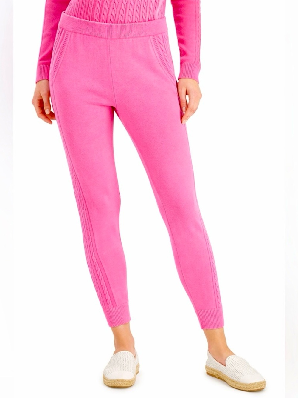 🩷 NWT! Barbie Pink Cable Knit Joggers Leggings